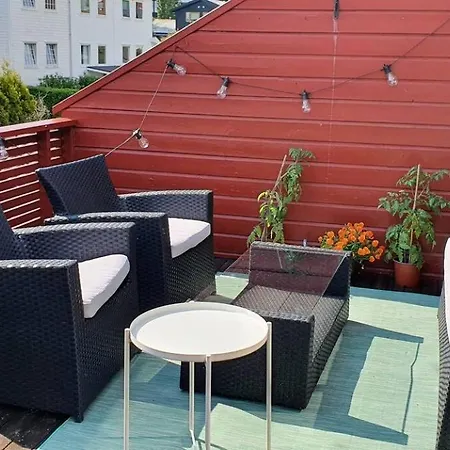 Townhouse In Close To Ons By Bus Holiday home *